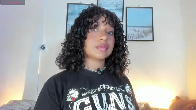 sara sophieee online show from 13, 1, 2026