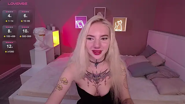 AnneTenet online show from 15, 3, 2025