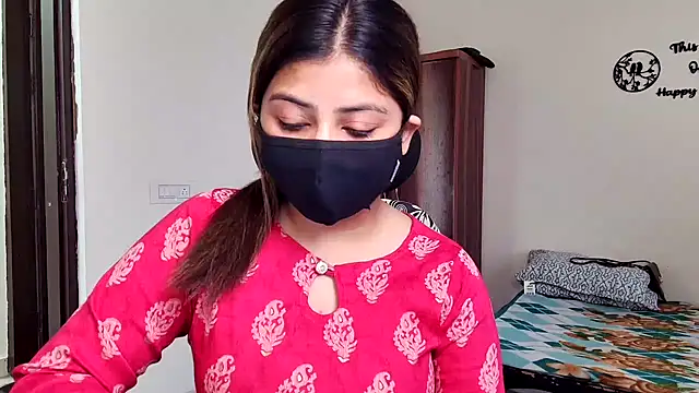 Snapshot of Hoty-Shivangi chatting on 28, 2, 2026 Hoty-Shivangi online show from 28, 2, 2026