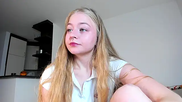 MiaMews online show from 30, 10, 2025