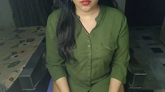Snapshot of aarushi_sharmaa chatting on 6, 7, 2026 aarushi sharmaa online show from 6, 7, 2026