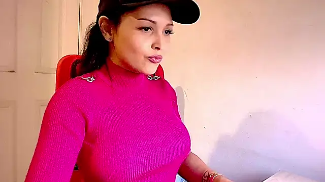Snapshot of MOMMYJEVAA chatting on 15, 5, 2026 MOMMYJEVAA online show from 15, 5, 2026