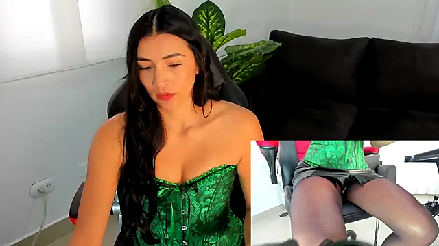 coniie jhons online show from 30, 10, 2025