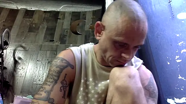 Buffshagswell online show from 9, 10, 2025