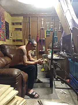 Buffshagswell online show from 27, 10, 2025