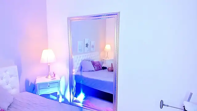 annaa-fox online show from 17, 1, 2025