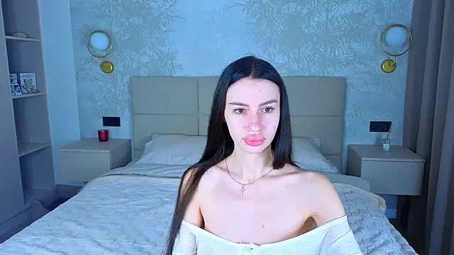 Snow WhiteeeX online show from 3, 6, 2026