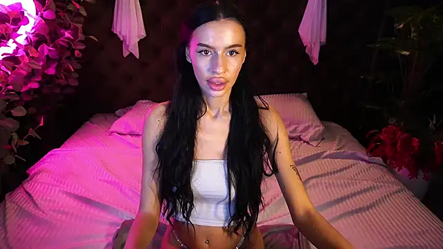 Snow WhiteeeX online show from 27, 10, 2025