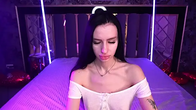 Snow WhiteeeX online show from 17, 2, 2026