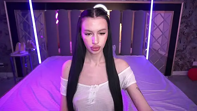 Snow WhiteeeX online show from 21, 3, 2026