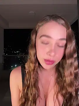 Lanataylor- online show from 21, 6, 2026