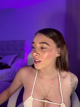 Lanataylor- online show from 21, 2, 2025