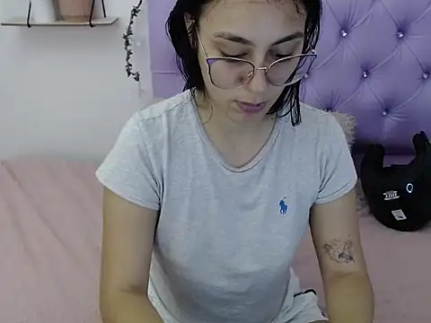 Freyja 01 online show from 16, 10, 2025