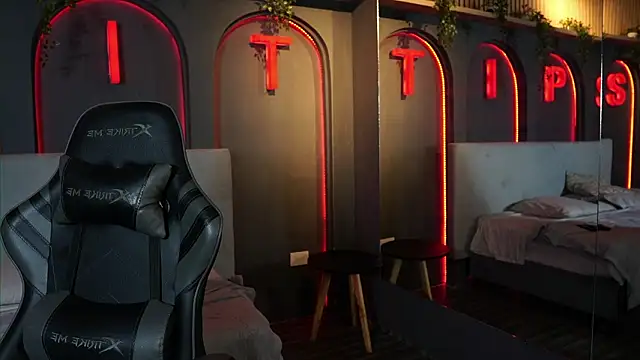 Austin bolt online show from 4, 3, 2026