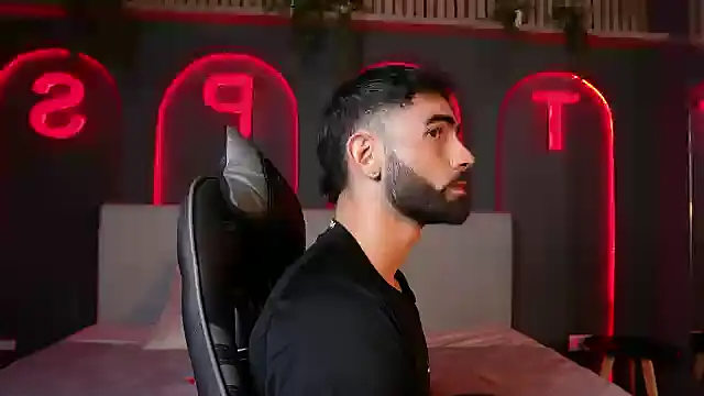 Austin bolt online show from 31, 10, 2025