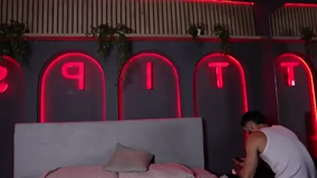 Austin bolt online show from 16, 10, 2025