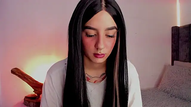 Alice woodville online show from 9, 3, 2025