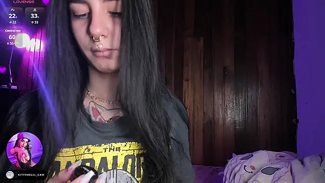 Alice woodville online show from 17, 12, 2025