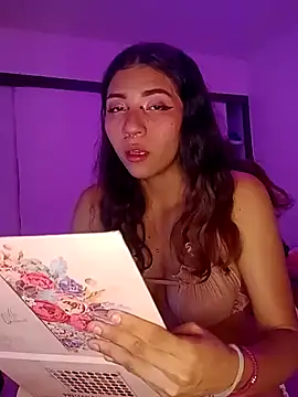 Carlacutte online show from 4, 2, 2025