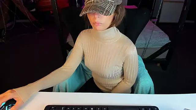 Elizabe th online show from 6, 3, 2025