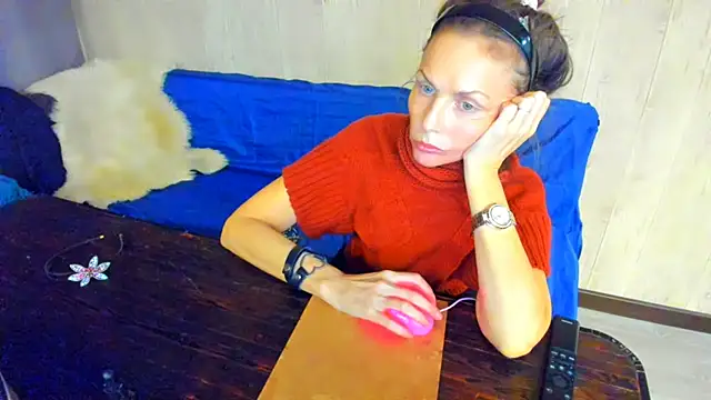 Snapshot of Elizabe_th chatting on 24, 7, 2026 Elizabe th online show from 24, 7, 2026