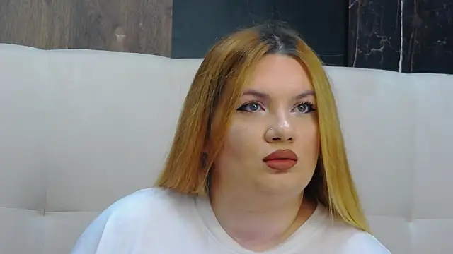 MelanieBrownn online show from 12, 11, 2025