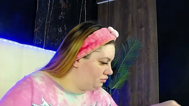 MelanieBrownn online show from 14, 2, 2026