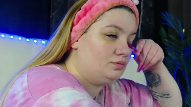 MelanieBrownn online show from 11, 3, 2026