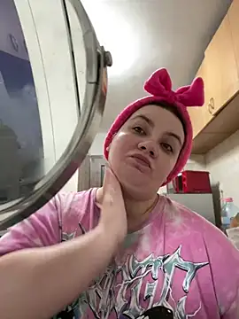 MelanieBrownn online show from 27, 2, 2025