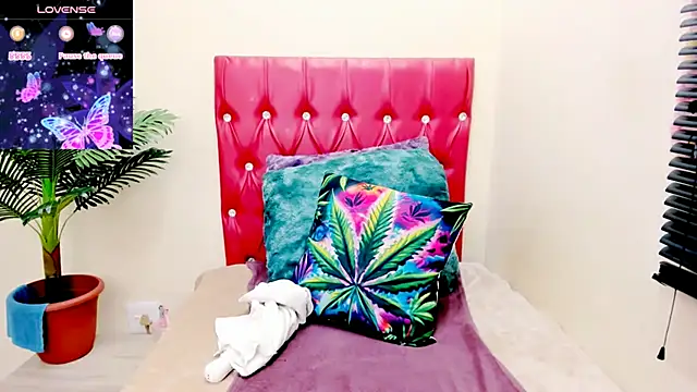 Temptressqeen online show from 26, 11, 2025