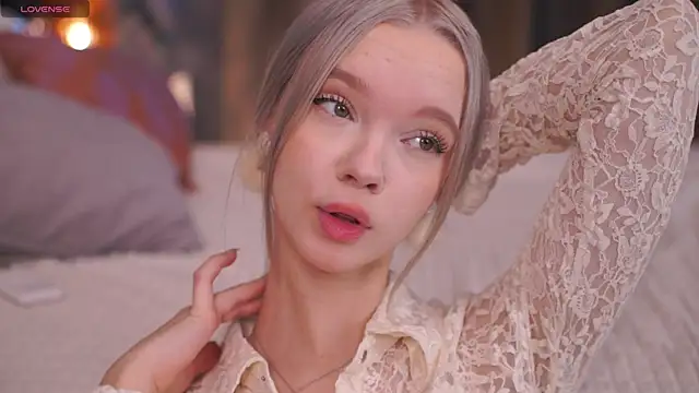  AlinaBailey online show from 21, 11, 2025