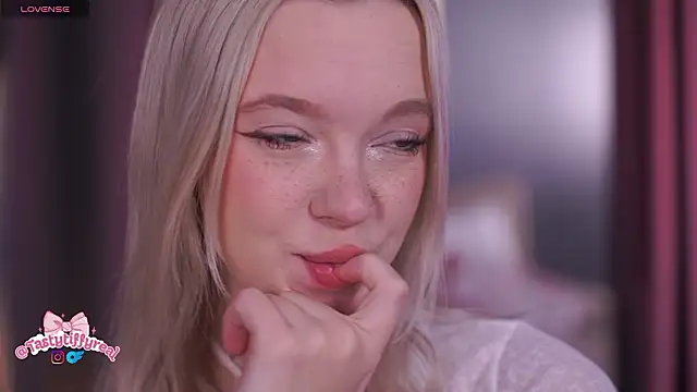  AlinaBailey online show from 21, 3, 2026