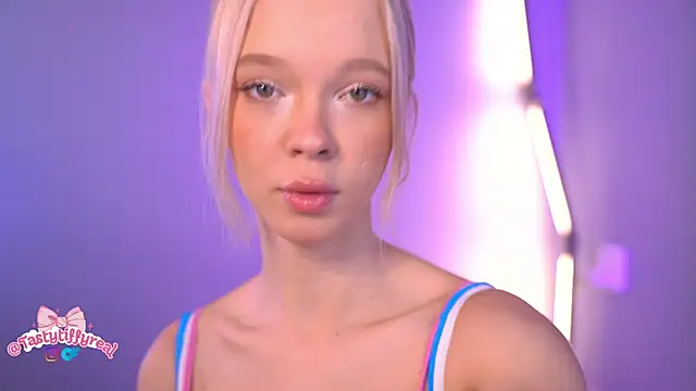  AlinaBailey online show from 11, 5, 2026