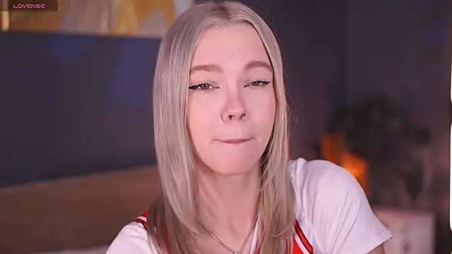  AlinaBailey online show from 25, 11, 2025