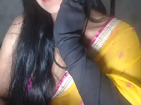 Snapshot of Indianstreamm chatting on 7, 3, 2025 Indianstreamm online show from 7, 3, 2025