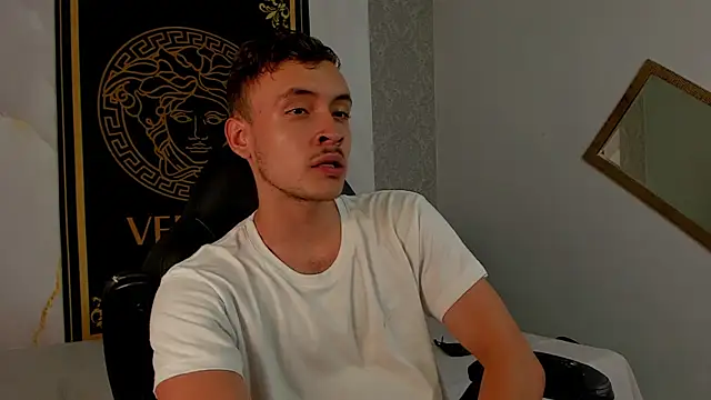 Desmon Clark online show from 2, 3, 2025