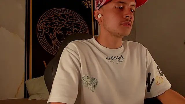 Desmon Clark online show from 3, 10, 2025