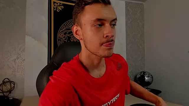 Desmon Clark online show from 6, 3, 2025