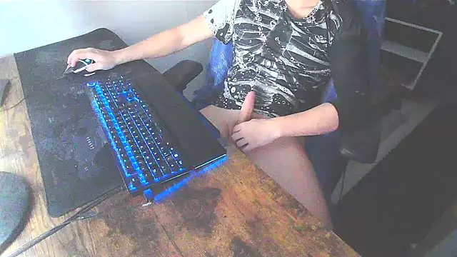 WouldLovetoFuckYou666 online show from 10, 12, 2024