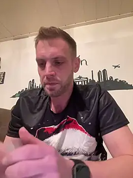 Snapshot of privat-official chatting on 27, 12, 2024 privat-official online show from 27, 12, 2024