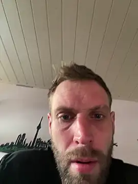 Snapshot of privat-official chatting on 21, 3, 2025 privat-official online show from 21, 3, 2025