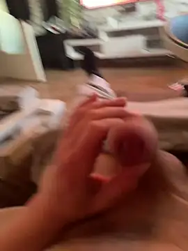 Snapshot of privat-official chatting on 19, 3, 2025 privat-official online show from 19, 3, 2025