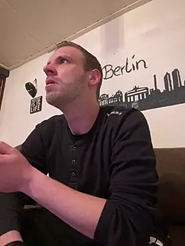 Snapshot of privat-official chatting on 26, 12, 2024 privat-official online show from 26, 12, 2024