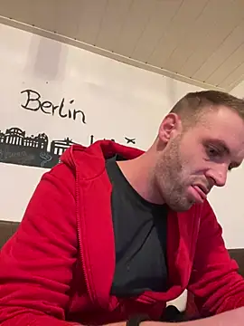 Snapshot of privat-official chatting on 30, 12, 2024 privat-official online show from 30, 12, 2024