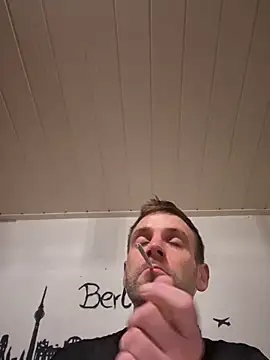 Snapshot of privat-official chatting on 2, 10, 2025 privat-official online show from 2, 10, 2025