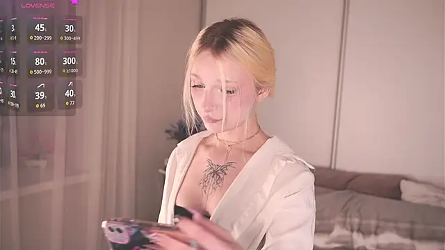 Snapshot of Naughty__Couplles chatting on 13, 2, 2026 Naughty Couplles online show from 13, 2, 2026