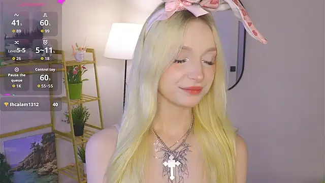 Snapshot of Naughty__Couplles chatting on 19, 2, 2026 Naughty Couplles online show from 19, 2, 2026