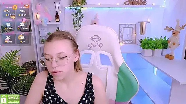 Snapshot of LayriantaVee chatting on 19, 3, 2025 LayriantaVee online show from 19, 3, 2025