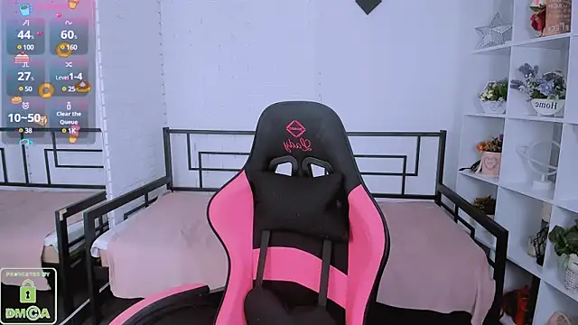 Snapshot of LayriantaVee chatting on 21, 3, 2025 LayriantaVee online show from 21, 3, 2025