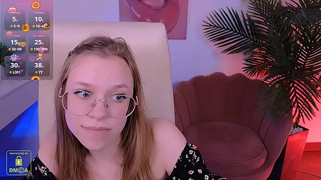 Snapshot of LayriantaVee chatting on 14, 3, 2025 LayriantaVee online show from 14, 3, 2025